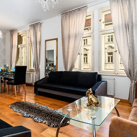 Appartamento Crystal Dog Praga